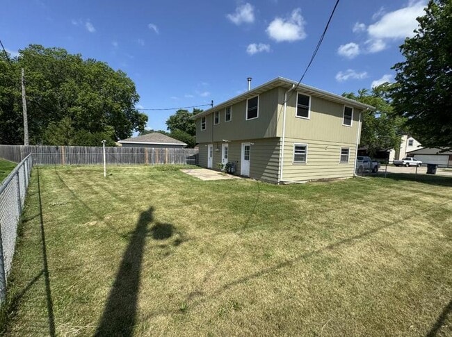 Building Photo - 969 Gail Ave