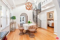 Building Photo - 1147 Wilcox Pl