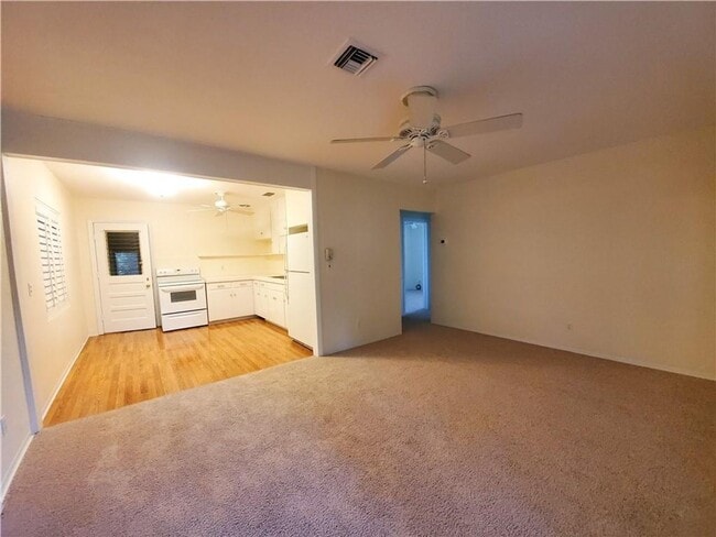 Primary Photo - ANNUAL RENTAL 2/1 COTTAGE