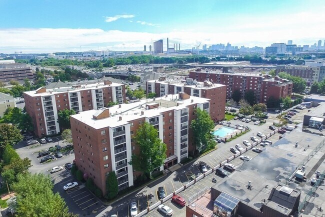 Building Photo - 12 9th St