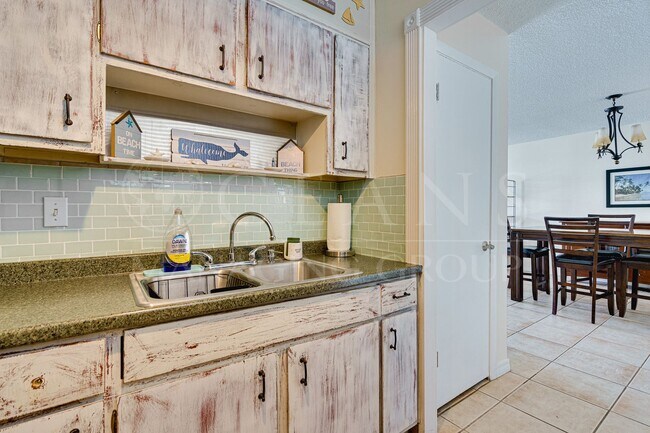 Building Photo - 2727 N Atlantic Ave