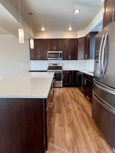 Building Photo - 20087 Eagles Nest Ct