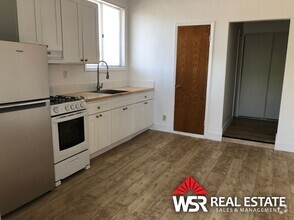 Building Photo - Upgraded 1 bedroom/1 bath in Beaumont!