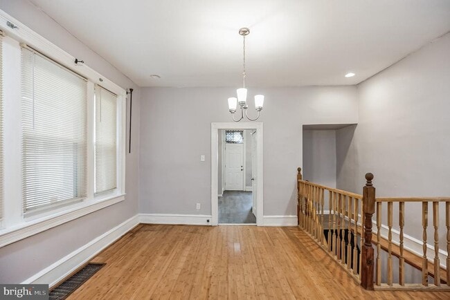 Building Photo - 530 N 58th St