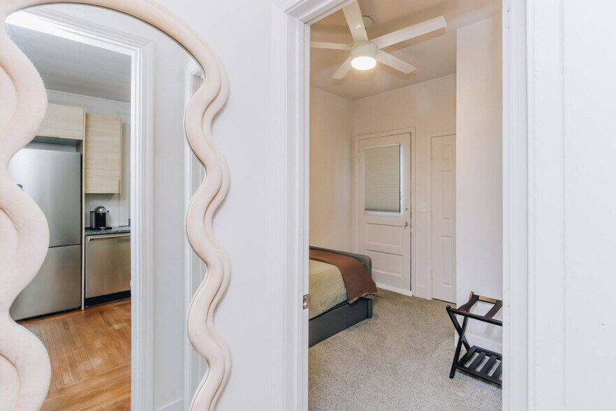 Building Photo - 3508 Tarpis Ave