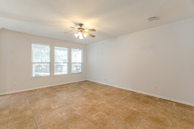 Building Photo - 130 W Montfair Blvd