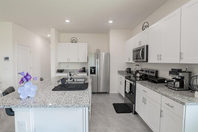 Building Photo - 1456 Isleta Lp