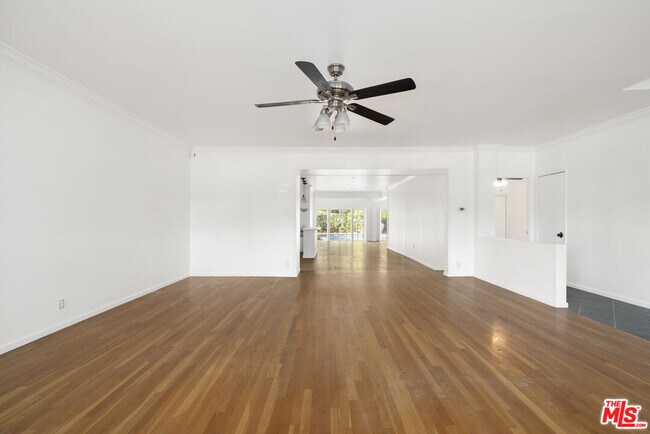 Building Photo - 4309 Gentry Ave