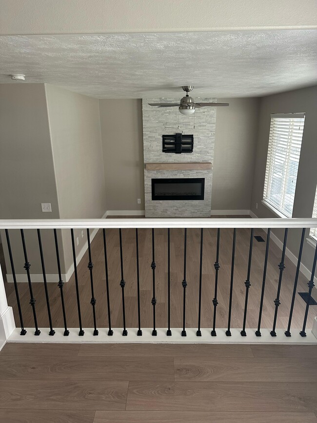 Building Photo - 5778 Ballerina Way