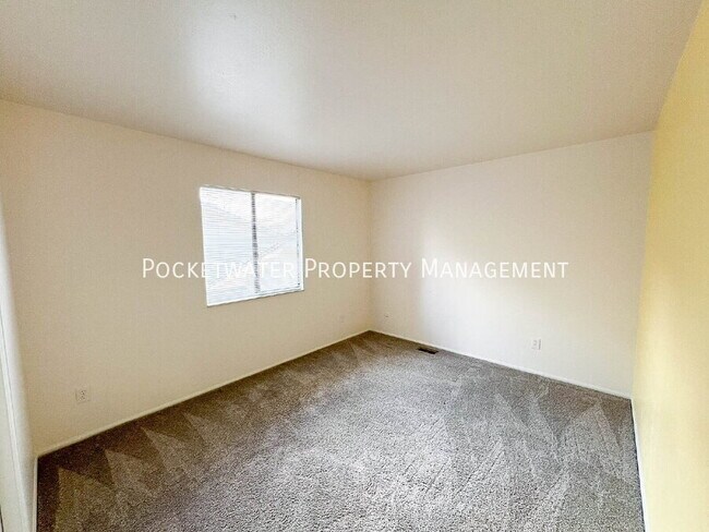 Building Photo - 5452 Blackhawk Rd