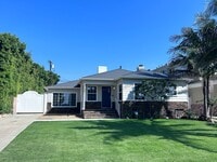 Building Photo - 7530 S Westlawn Ave