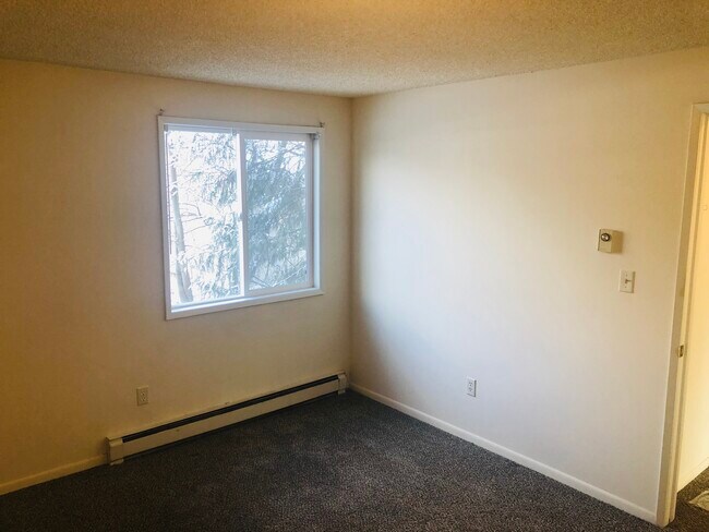 BR #2 (similar unit) - 11308 E Mission Ave