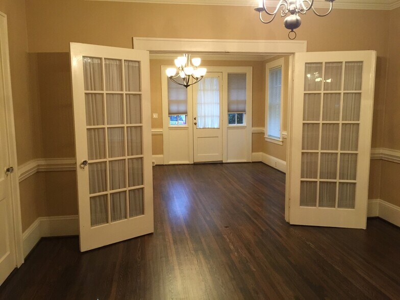 french doors from kitchen to living room - 418 Clement Ave