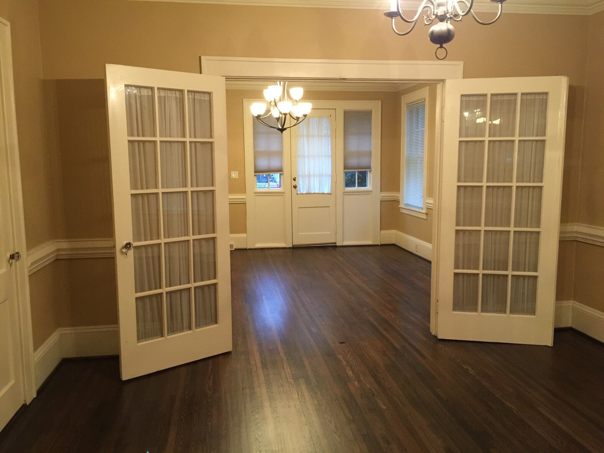 french doors from kitchen to living room - 418 Clement Ave