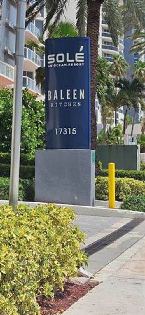 Building Photo - 200 Sunny Isles Blvd