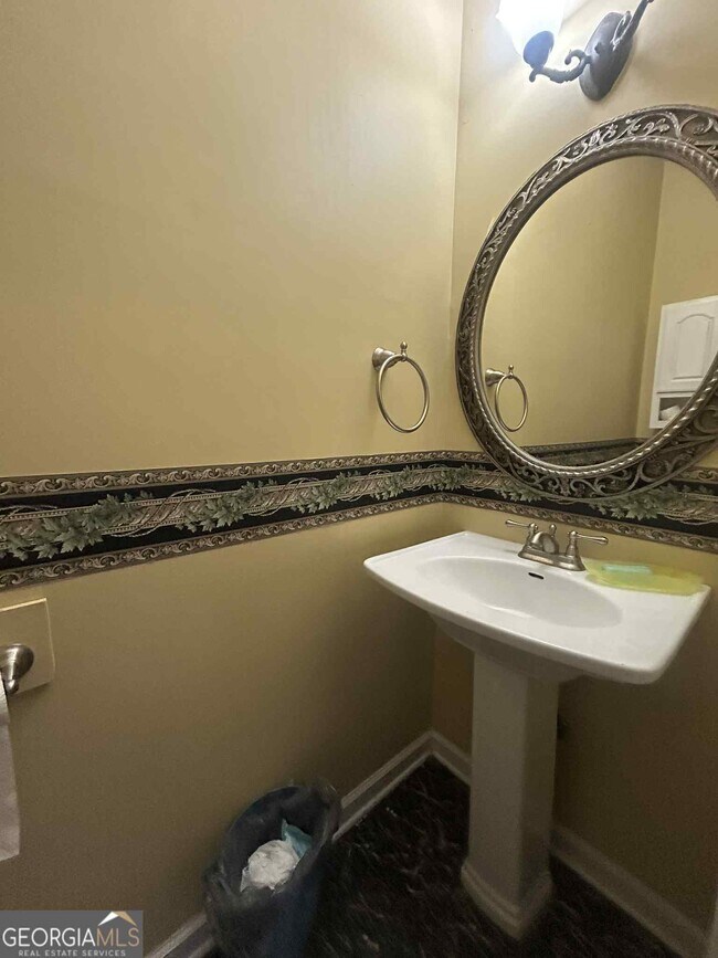 Building Photo - 128 Ashton Dr