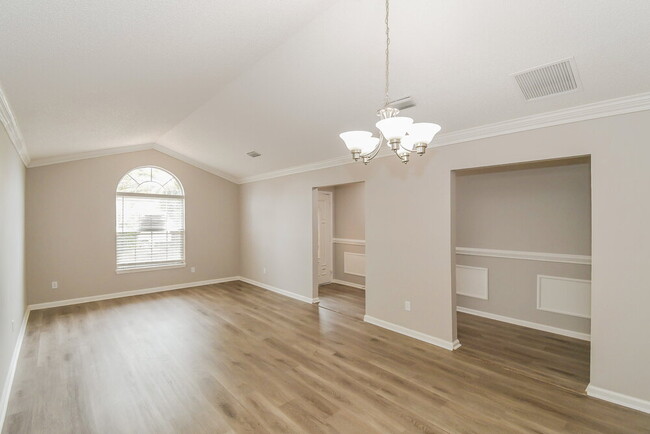 Building Photo - 501 Fallen Timbers Dr