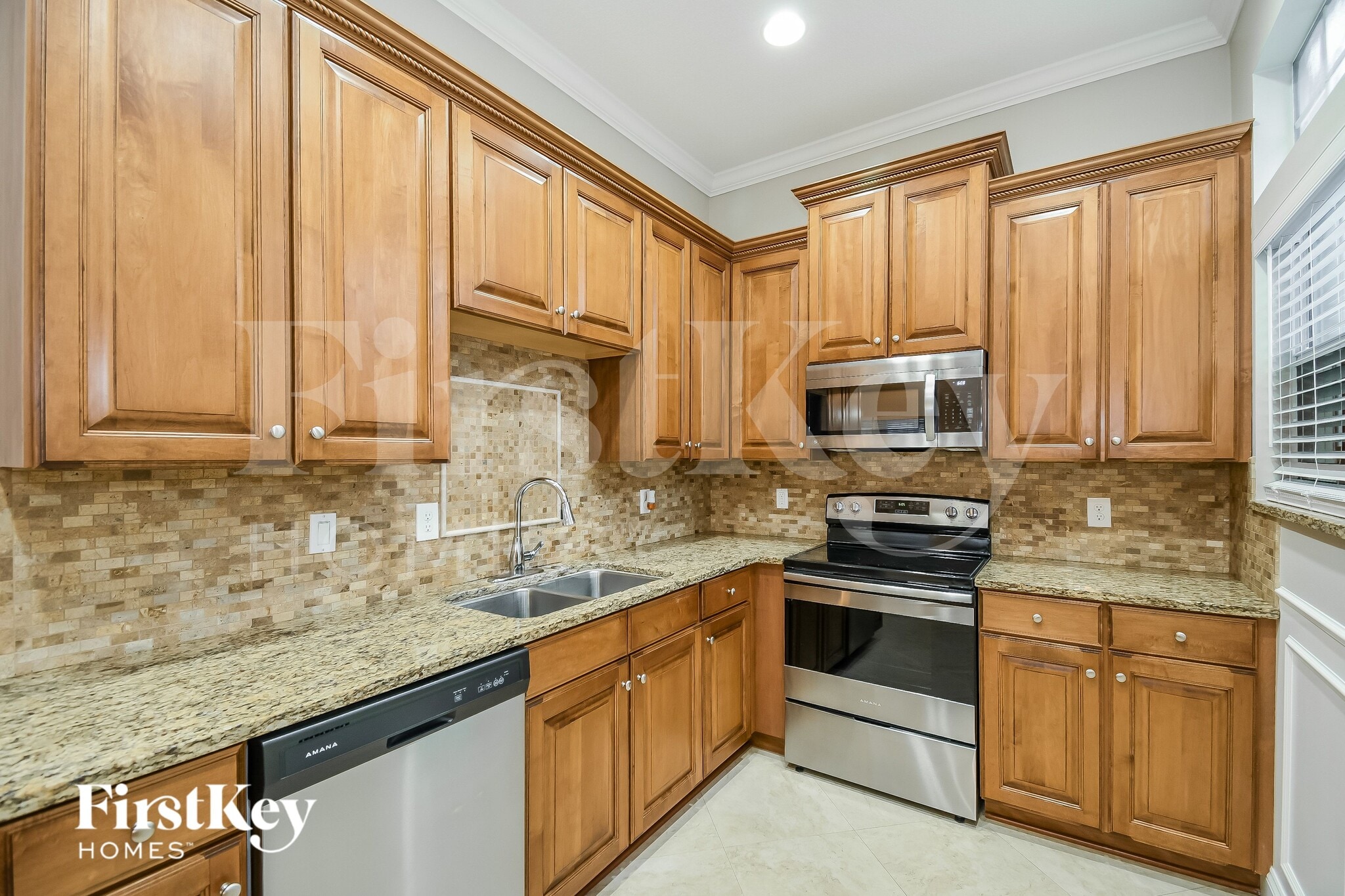 Building Photo - 12342 Carriann Cove Trail W