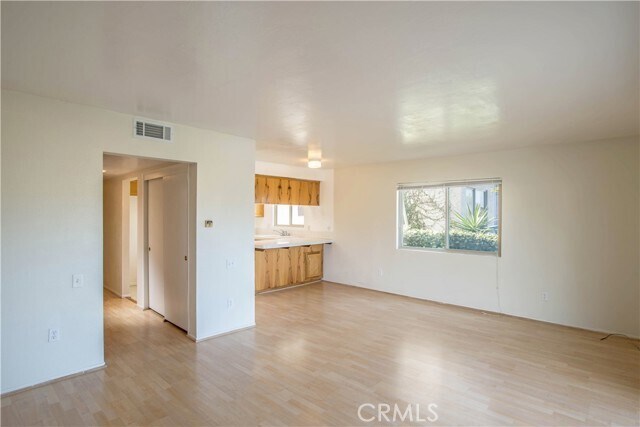 Building Photo - 227 W Escalones