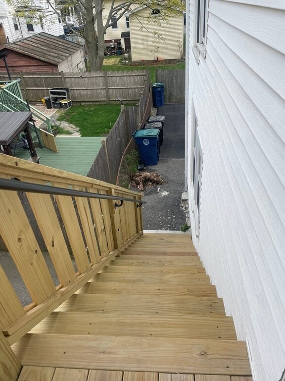 Building Photo - 8 Lothrop St