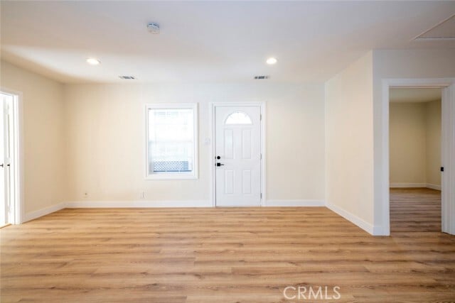 Building Photo - 7912 Vineland Ave