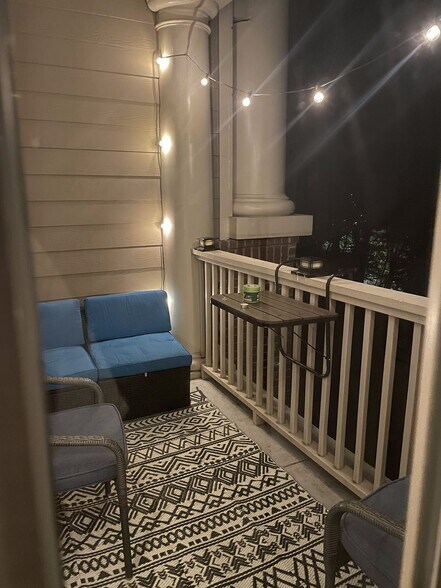 Building Photo - 3150 Woodwalk Dr SE