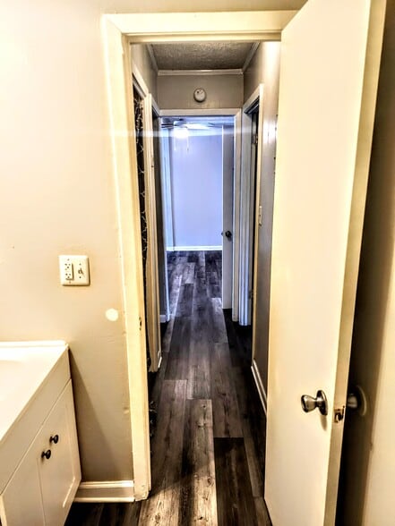 View from bathroom to hallway - 5409 Hilltop Ave