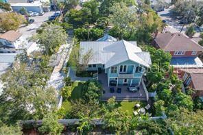 Building Photo - 324 Julia Pl