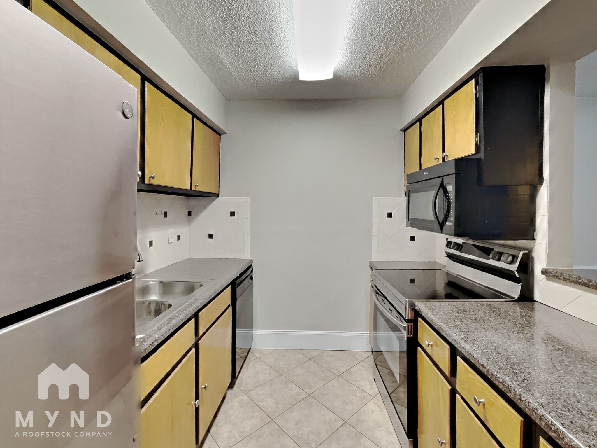 Building Photo - 1407 Huntingdon Chase