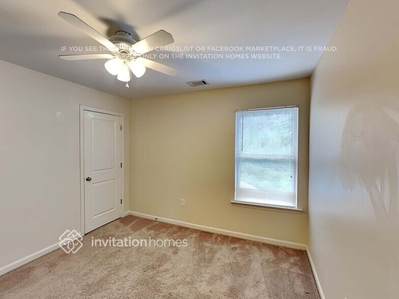 Building Photo - 798 Rockingham Dr