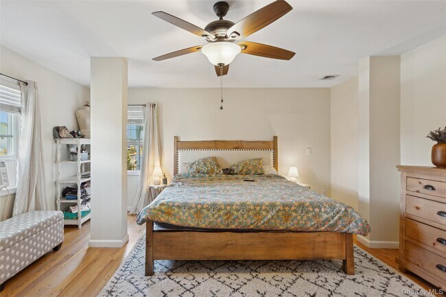 Building Photo - 58 Forester St