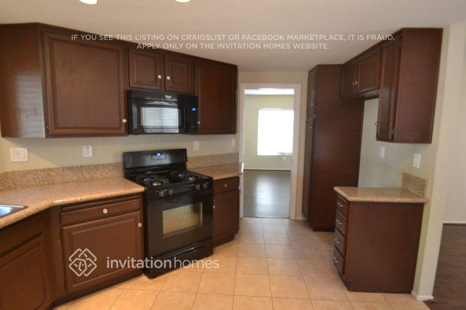 Building Photo - 28121 Stonington Ln
