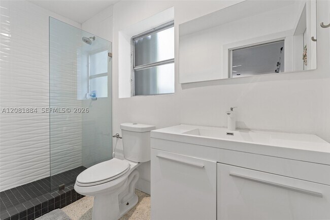 Building Photo - 14645 SW 83rd Pl