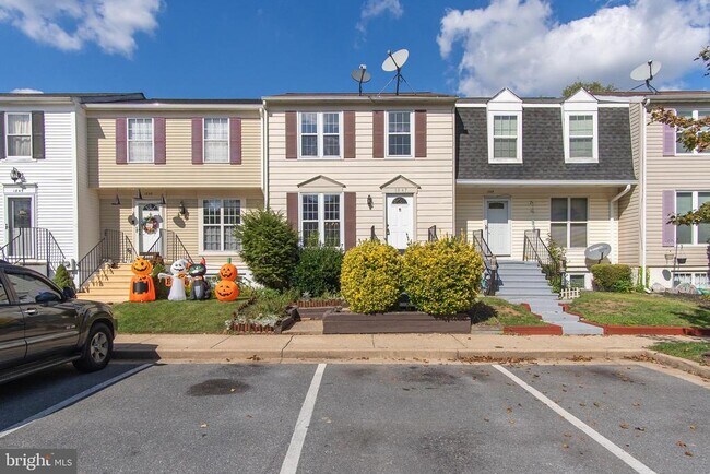 Building Photo - 1847 Dulaney Ct