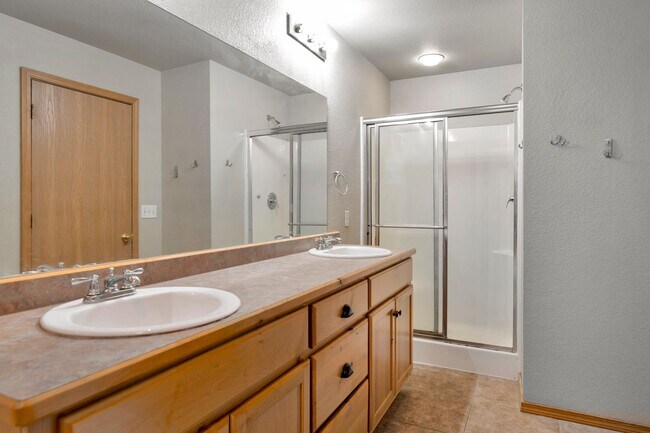 Building Photo - 2939 W Scottswood Pl