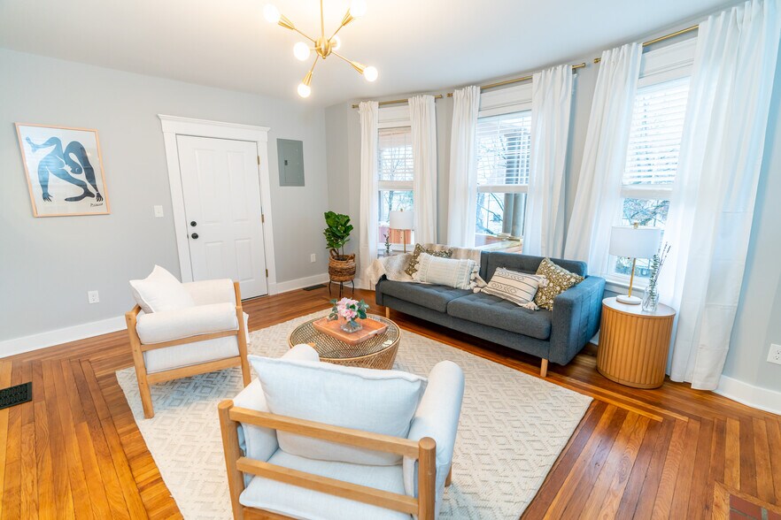 Building Photo - 60 Starr St