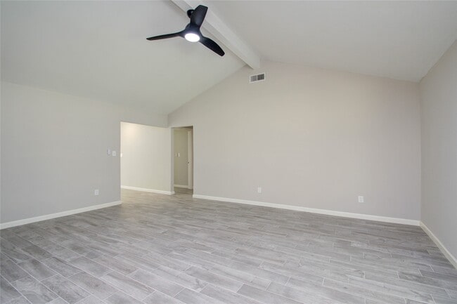 Building Photo - 7902 La Roche Ln