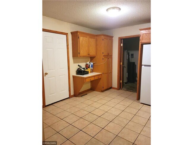 Building Photo - 157 146th Ave