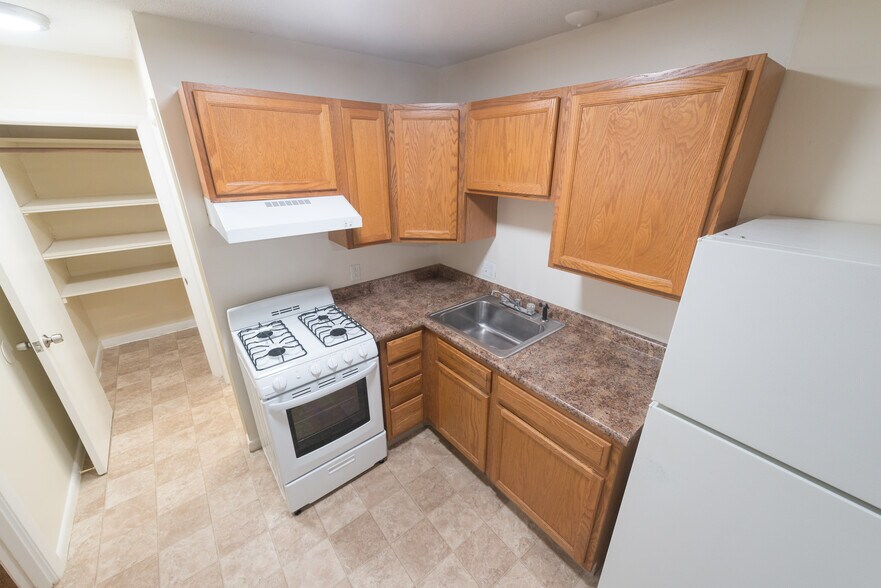 Tower Hill Landings 50 Rolens Dr Kingston RI 02881 Apartment Finder