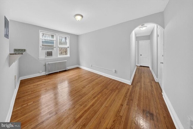 Building Photo - 4703 Ravenswood Rd