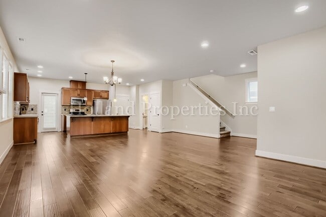 Building Photo - Beautiful North Bethany Home with Resort-Style Amenities & Walkable Location!