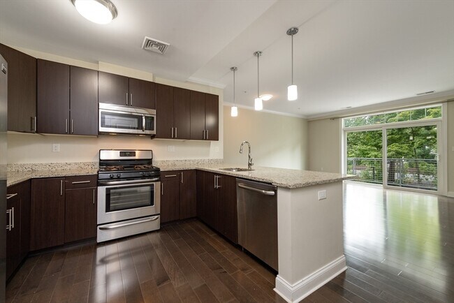 Building Photo - 130 Tremont St