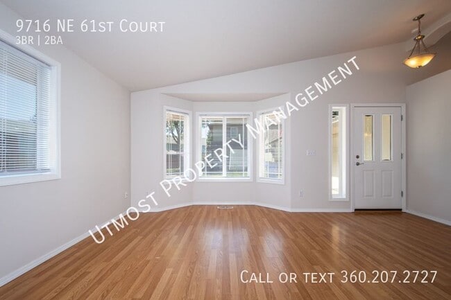 Building Photo - 9716 NE 61st Ct