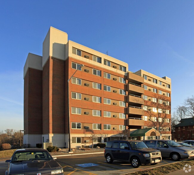 Riverview 500 500 Lincolnway E Mishawaka IN 46544 Apartment Finder