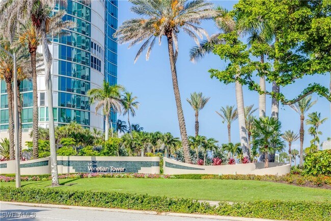 Building Photo - 3971 Gulf Shore Blvd N
