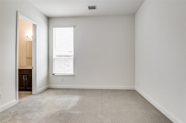 Building Photo - 513 Montrose Dr