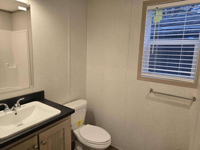 Building Photo - 613 Polk St