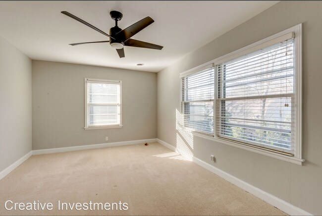 Building Photo - 4 br, 3 bath House - 2817 White Oak Drive