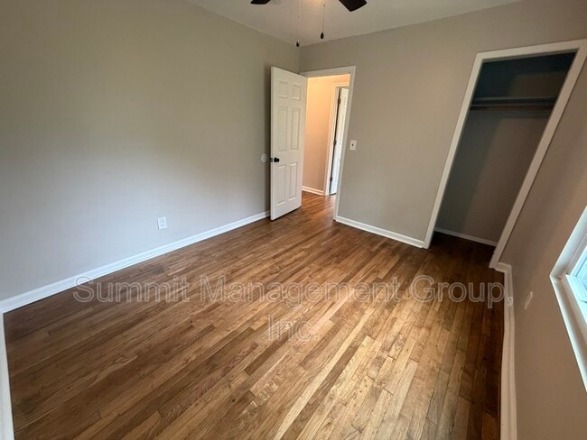 Building Photo - 1195 Fincher Rd