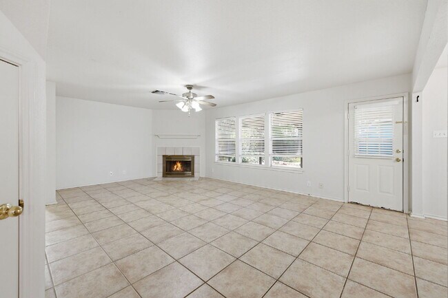 Building Photo - 4 Bedroom home with ZERO carpet close to RAFB